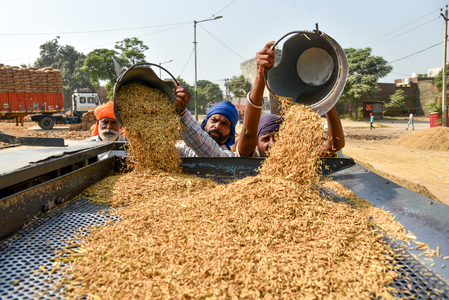 Telangana achieves record paddy procurement of 70.82 lakh tonnes 2 Telangana achieves record paddy procurement of 70.82 lakh tonnes