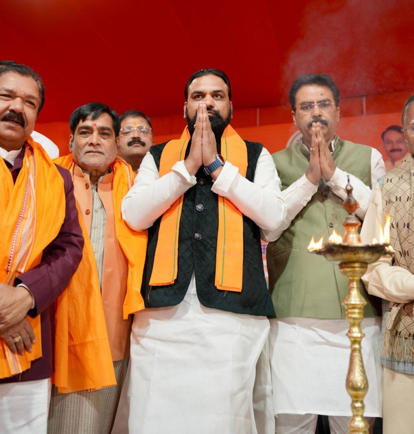 BJP Bihar Kisan Morcha holds Makar Sankranti Dahi-Chura feast in Patna