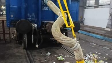 Gujarat: Railway tracks cleaning made easier with homegrown 'Vacuum-Assisted Cleaner'