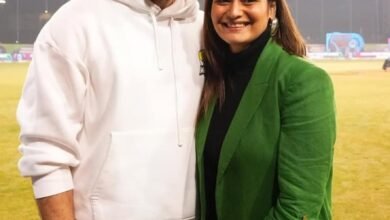 Arti Singh lauds Abhishek Bachchan for ‘carrying the Bachchan legacy with much grace’