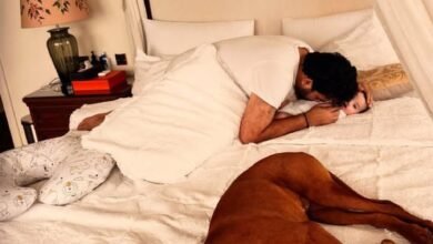 Sagarika Ghatge shares an adorable pic of daddy Zaheer Khan snuggling upto little Fateh