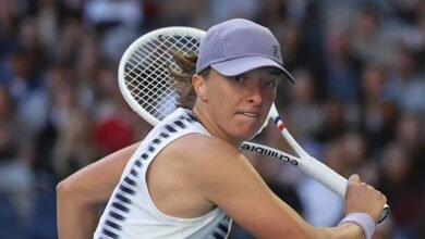 Aus Open: Swiatek reaches 24th straight Major third round; Selekhmeteva stuns Badosa