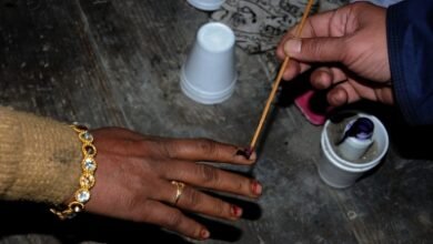 Telangana municipal polls: 902 nominations filed on first day