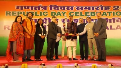 Gujarat tableau receives popular choice honour in New Delhi 1 Gujarat tableau receives popular choice honour in New Delhi