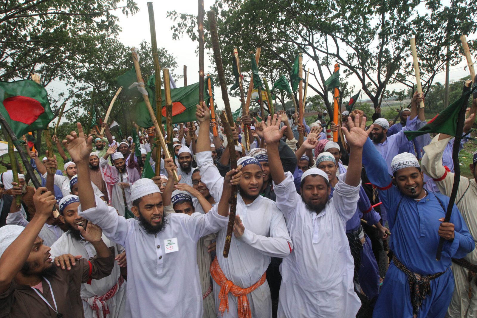 Bangladesh: Anti-graft watchdog warns rising mob violence could affect Feb 12 election