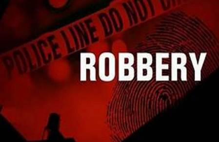 Armed robbers loot cash, jewellery in Bihar's Sitamarhi; hurl bombs to scare locals