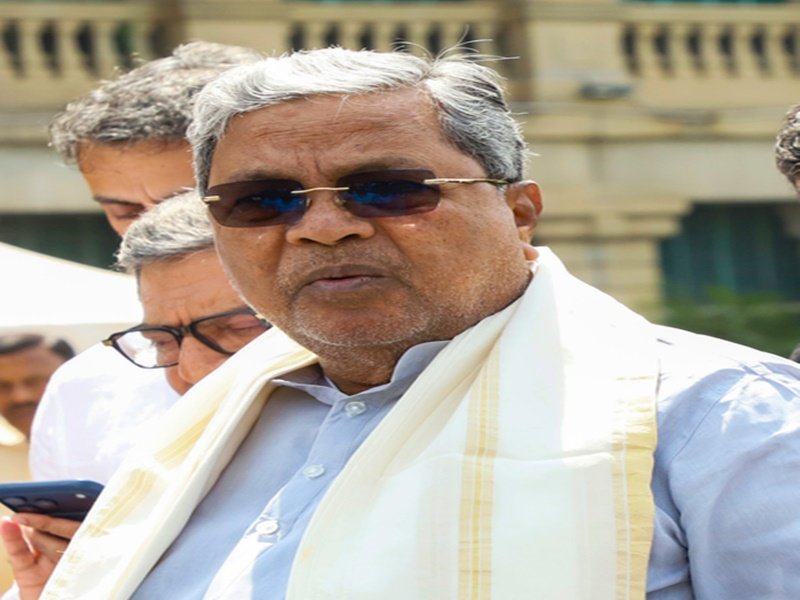 K'taka CM highlights GDP growth, welfare measures at 1,000-day event