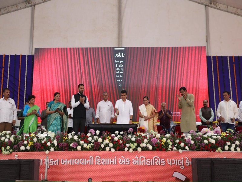 Gujarat Dy CM launches Rs 509cr development projects, e-bus service in Bhavnagar 3 Gujarat Dy CM launches Rs 509cr development projects, e-bus service in Bhavnagar