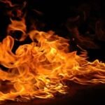 Fire breaks out in train compartment in Bengal station, no one injured