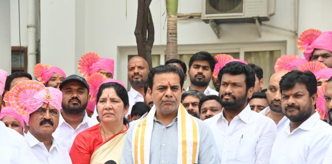 Congress resorting to anarchy in hung municipalities in T'gana, says KTR