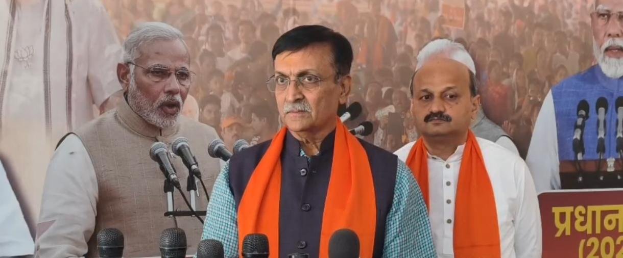 Final voter list released in Gujarat; political parties clash over SIR