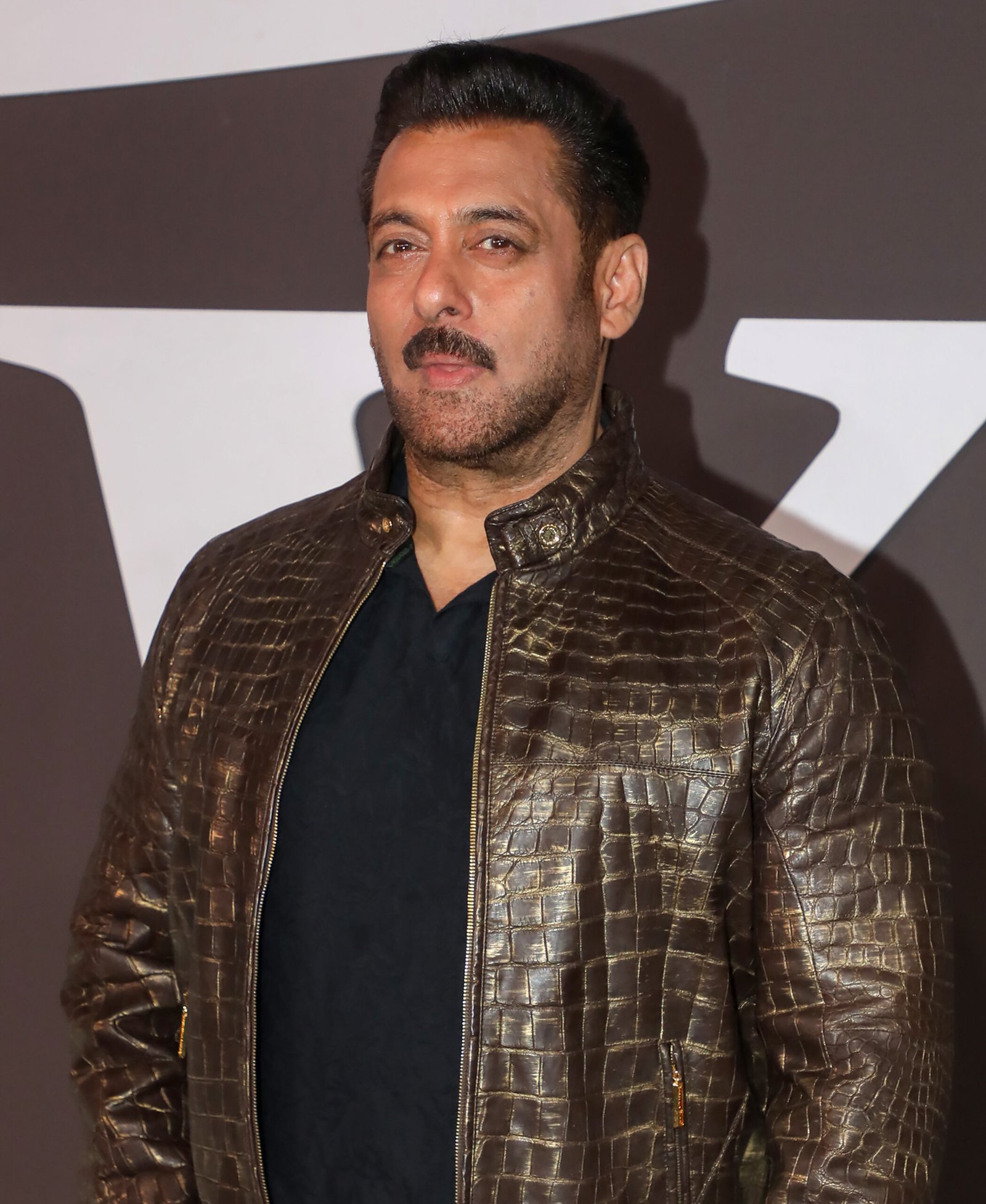 When Salman Khan said he did nothing in ‘Karan Arjun’ still received all the credit for its success