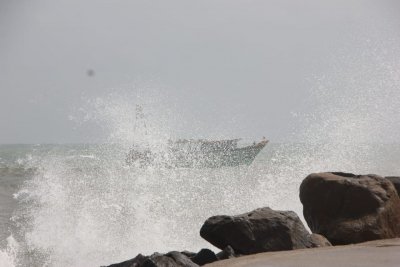 Light rain in south, coastal TN; fishermen advised caution