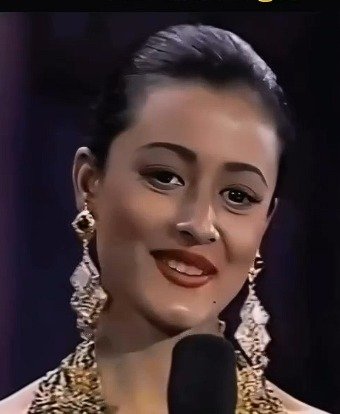 Priyanka Chopra shares Namrata Shirodkar’s viral Miss Universe video, says ‘once a queen, always a queen’