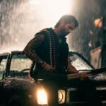 Shahid Kapoor catches up with old friends, says ‘Purane dost purani yaadein’ are special