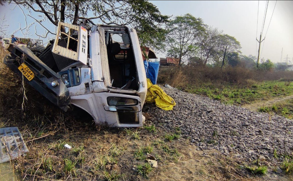 Five cops killed in car-truck collision in Odisha's Jharsuguda