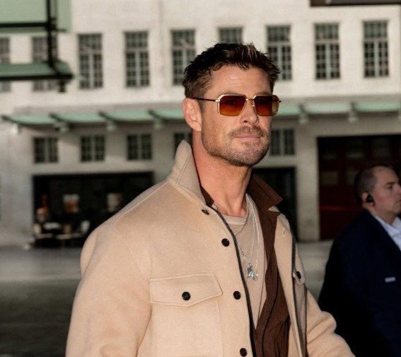 Chris Hemsworth reveals why he gave up on tattoo removal 15 Chris Hemsworth reveals why he gave up on tattoo removal