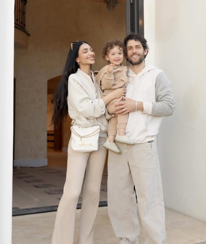 Ahaan Panday's sister Alanna Panday buys luxurious 5 room expensive villa in USA