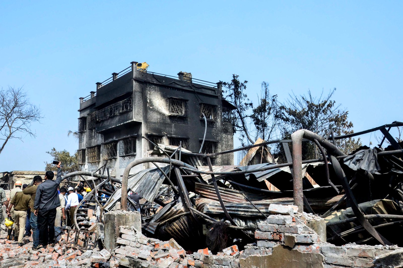 Amid all-round criticism, Bengal Police form SIT to probe fire mishap at Kolkata warehouse