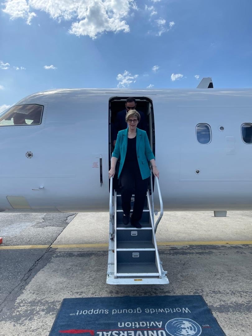 US special envoy arrives in Venezuela