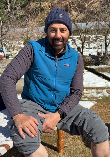 Sunny Deol and Akshaye Khanna to reunite after 29 years, both skip 'Ikka' announcement