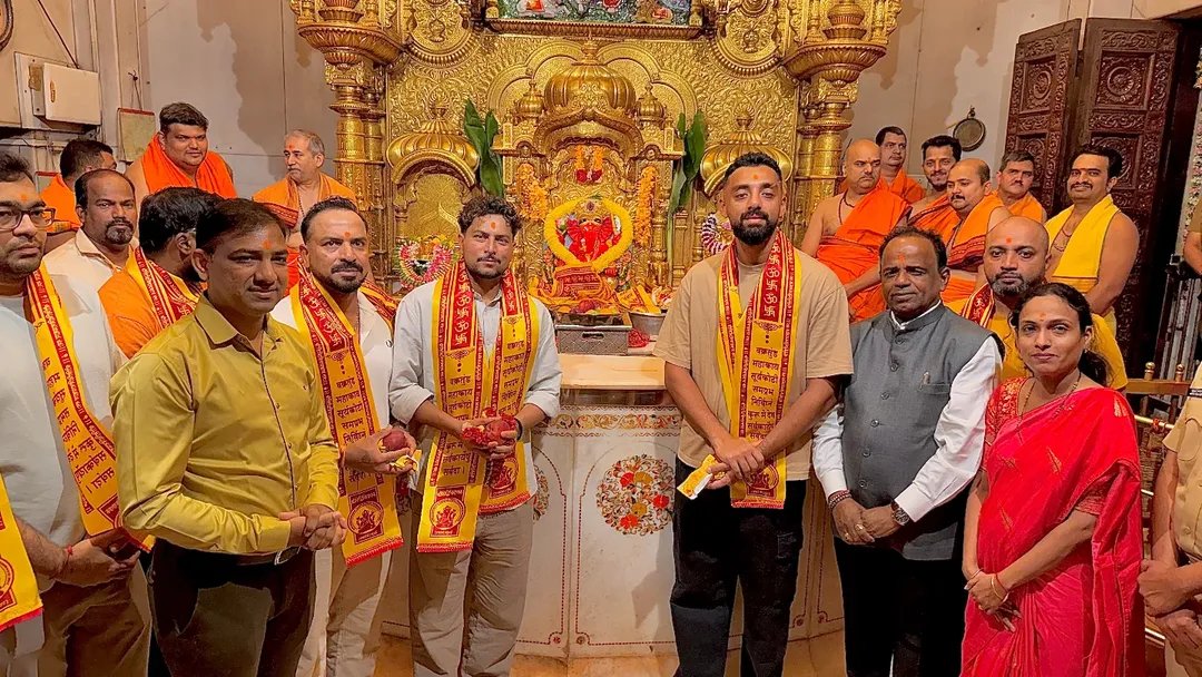 Members of Team India visit Shree Siddhivinayak Temple ahead of T20 WC opener