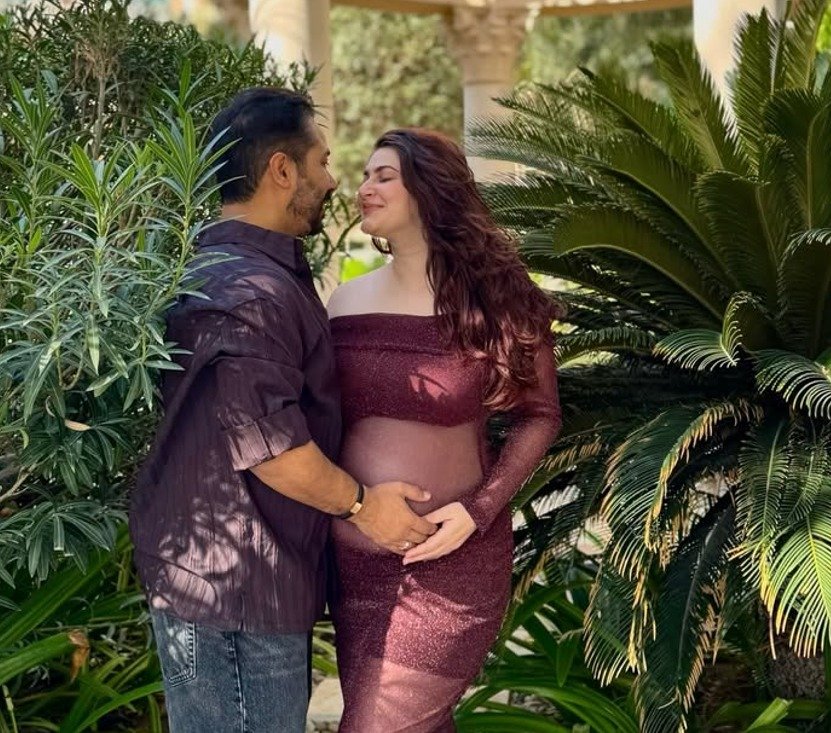 Shivaleeka Oberoi marks 3 years of togetherness with Abhishek Pathak: Soul-mated so hard