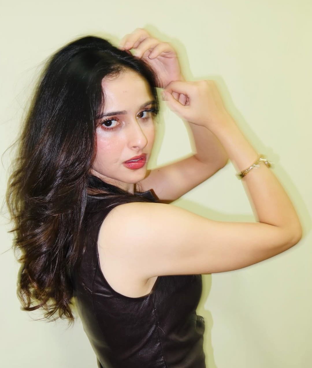 Sadia Khateeb wraps up ‘Silaa’, recollects shooting inside cave with no phone, electricity