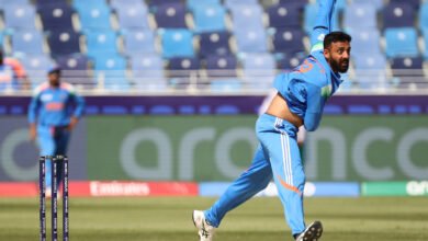 T20 WC: Chakaravarthy's accuracy makes him a challenging bowler, says Mhambrey